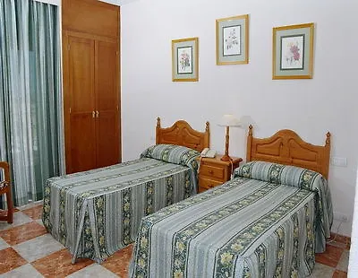 Monarque El Rodeo Ξενοδοχείο 3*