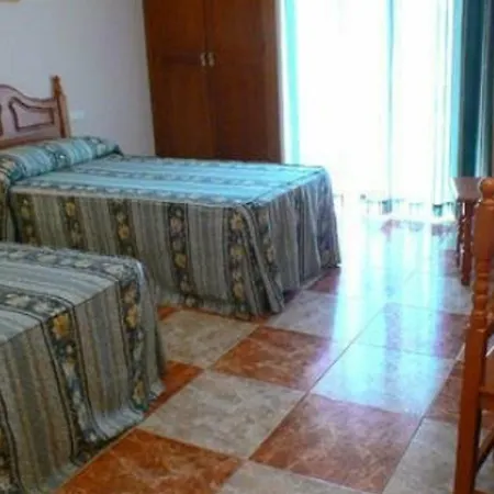 Monarque El Rodeo Hotel 3*