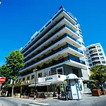 Hotel Monarque El Rodeo