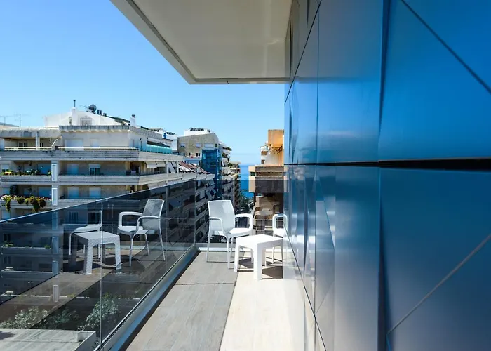 Monarque El Rodeo Hotel 3*