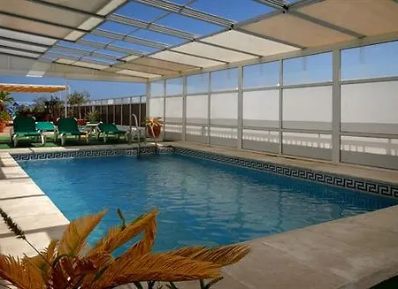 Monarque El Rodeo Hotel 3*