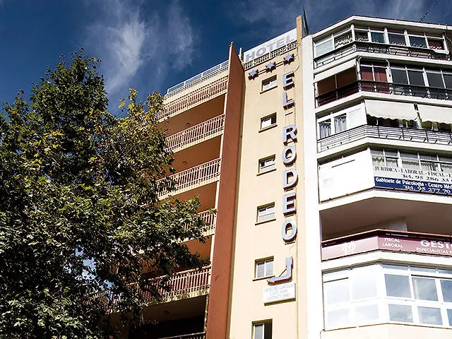 Otel Monarque El Rodeo 3*