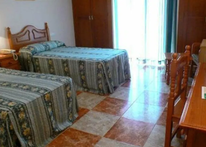 Monarque El Rodeo Otel 3*